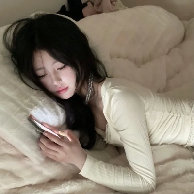 雨中的秋城